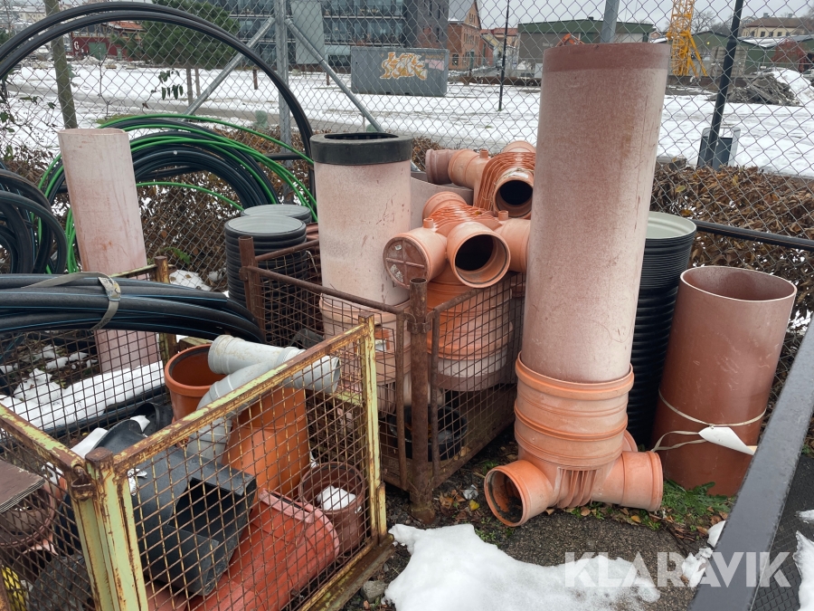 Diverse pvc rör och slangar, Oskarshamn, Klaravik auktioner
