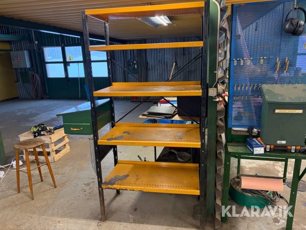 Plåthylla med pulpet 1 st