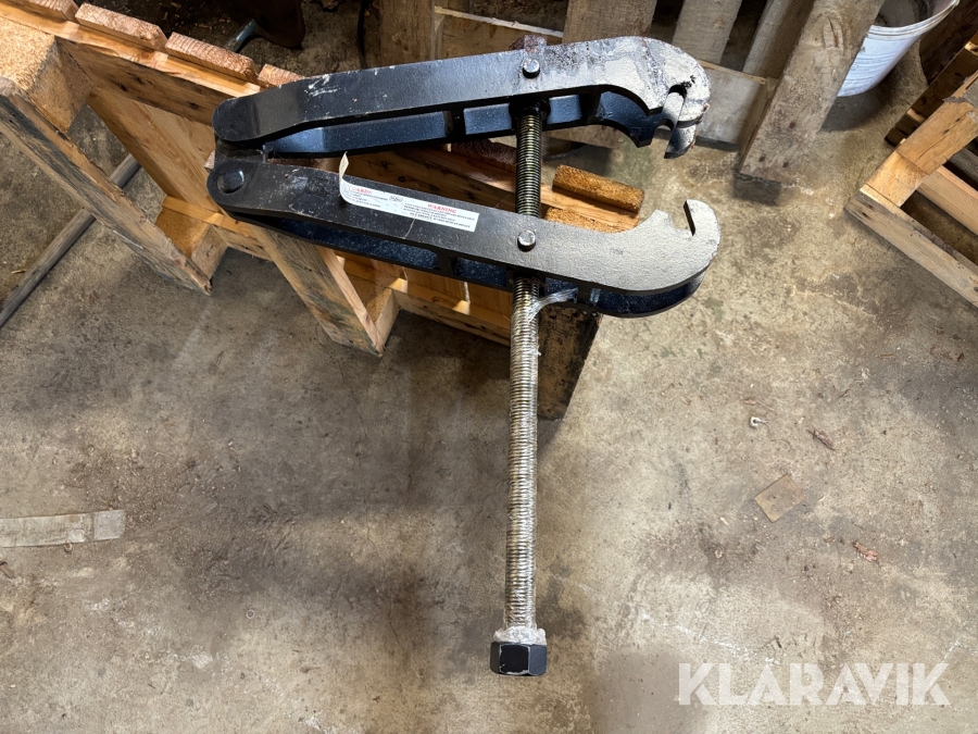 Bandspännare till skogsmaskin Pedno