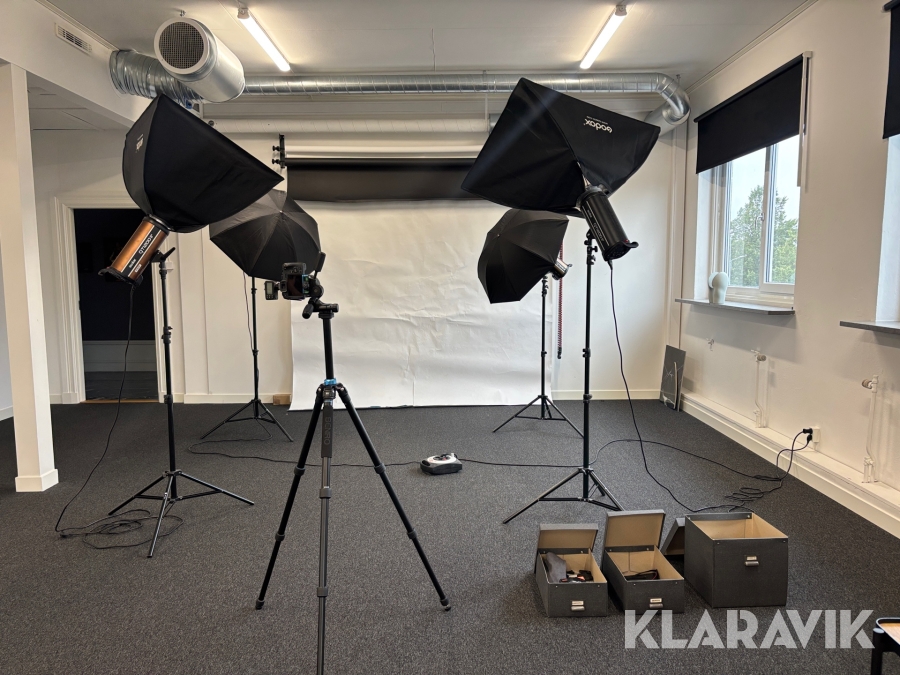 Fotostudio / Utrustning Canon / Godox Qti20011 / Qt60011 / X2T 1 kamera 4 blixtrar