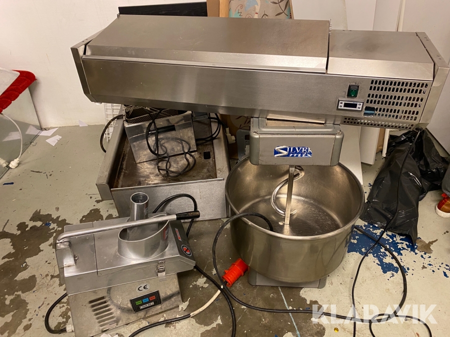 Köksutrustning till pizzeria