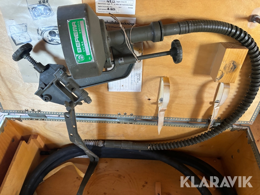 Slipmaskin för bergborr Berema