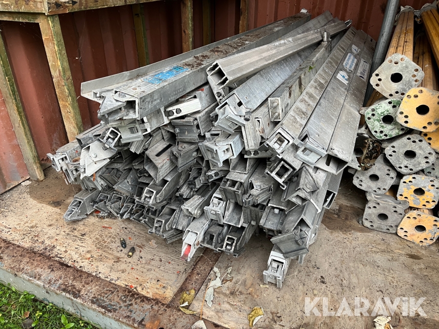 Spärr-/lastbalk Forankra/Schmitz Cargobull Cirka 75 st