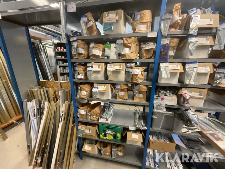 Öglor, Krokar, Dörrtillbehör 