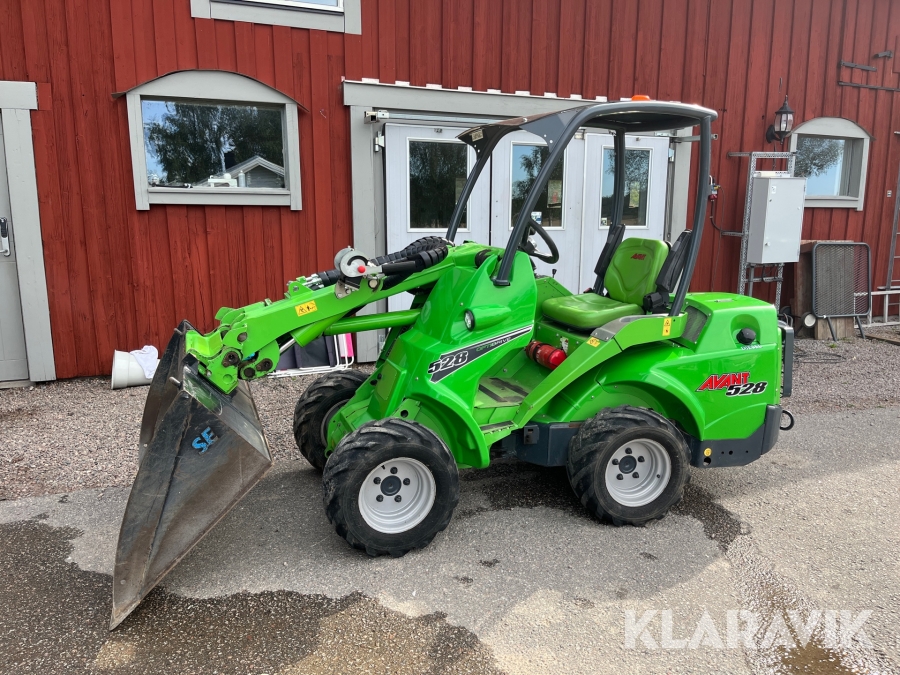 Kompaktlastare Avant 528