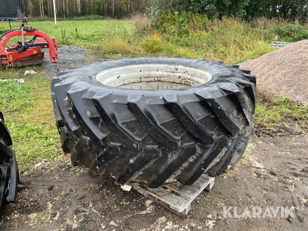 Dubbelmontage 650/65 R38 med 8 spännare