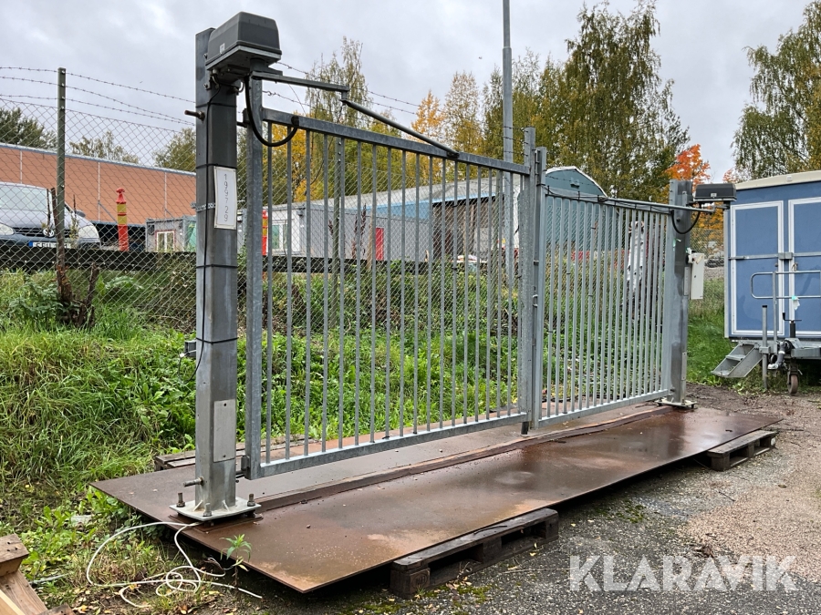 Motordriven Slaggrind Halsäng stängsel 2 öppning 5 meter