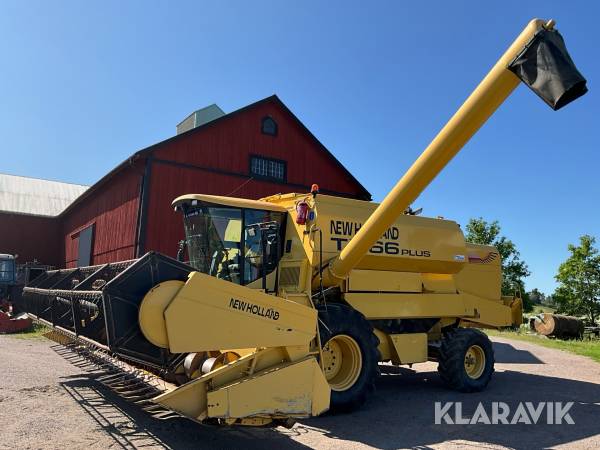 Skördetröska New Holland TX66 Plus 24fot