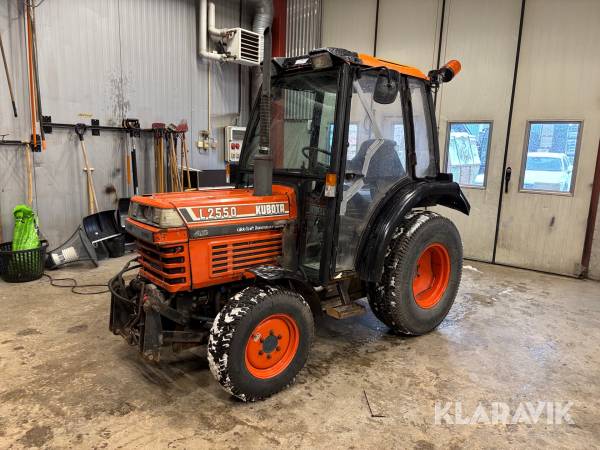 Traktor Kubota L2550