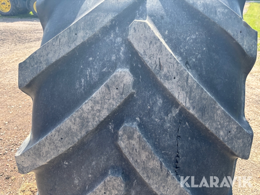 Däck Michelin XM28 710/70r42 2st