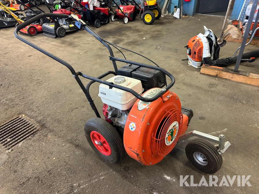 Lövblås Billy Goat QB1304H