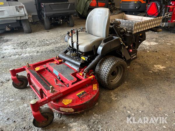 Åkgräsklippare Toro 74311TE 8000-serien