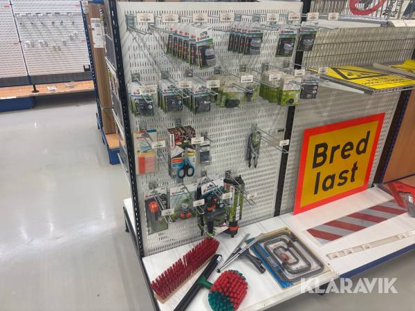 Parti med trädgårdstillbehör