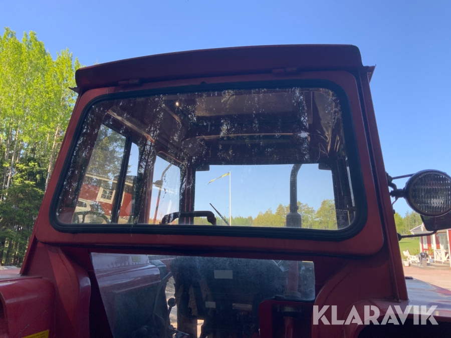 Traktor Volvo BM 2250 med lastare