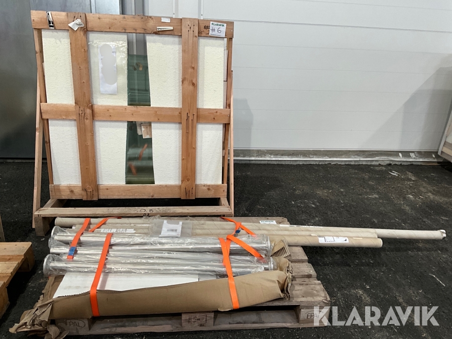 Trappräcke med glas  