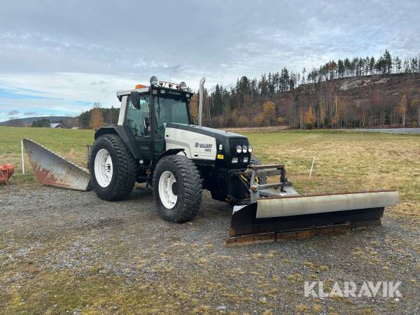 Traktor Valmet 8300