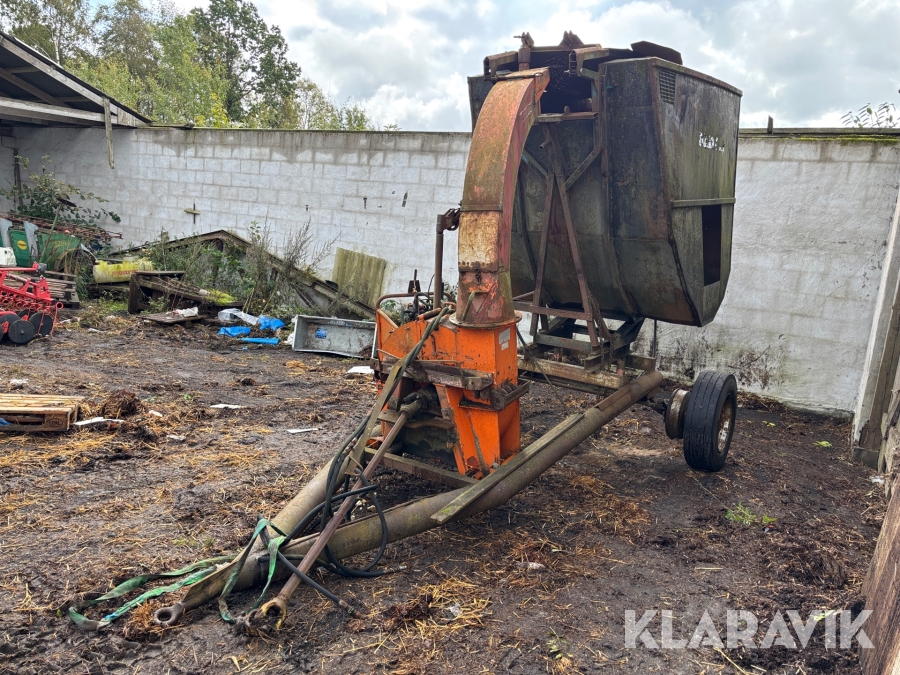 Flistugg JM-System TD 952 med högtippsbalja