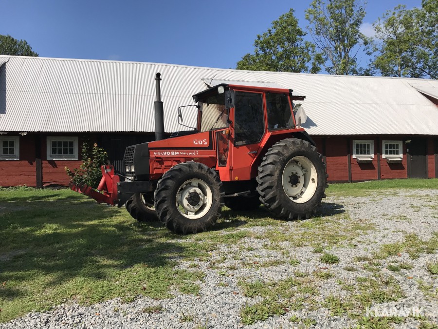 Traktor BM Volvo-Valmet 605 4wd + frontlyft