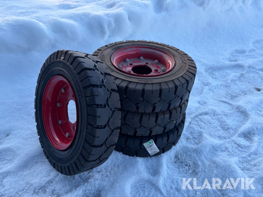 Industridäck 4.00-8 på 8” fälg, 5-bult BKT MagLift