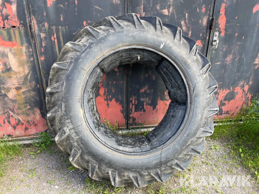 Traktordäck Trelleborg 16,9-34