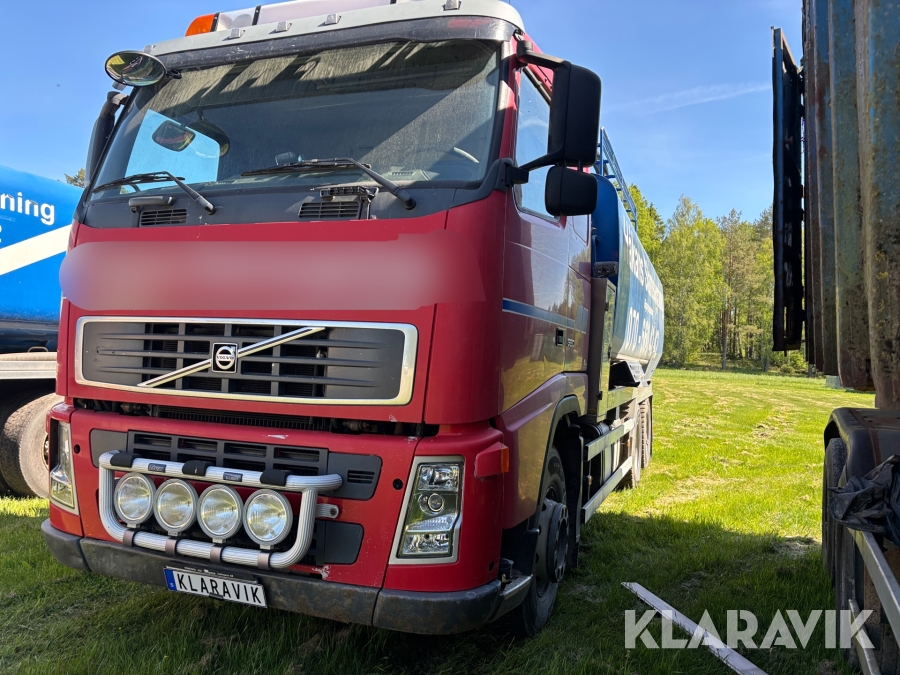 Slamsugarbil Volvo FH12 6x4 spol och sugfunktion.