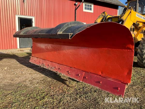 Snöblad med hydraulisk svängning