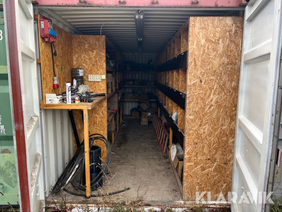 Container med svetskopplingar till PEM slang 20fot