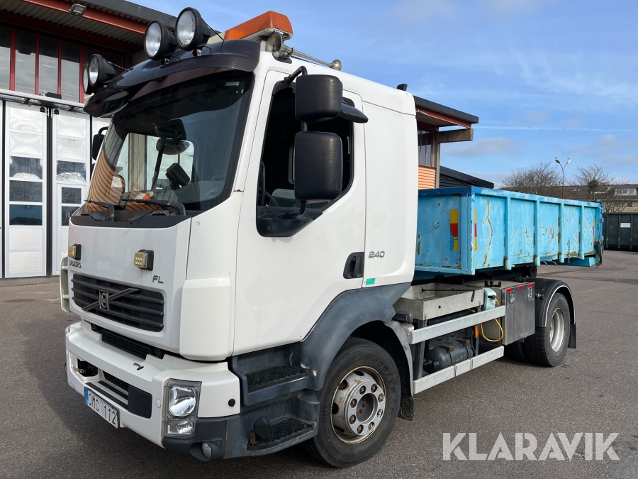 Lastväxlare Volvo FL-240 med flak