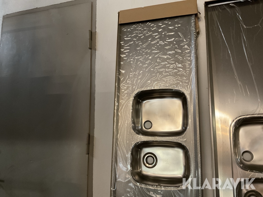 Diskbänk Ramnäs Räfflad 2,4m 