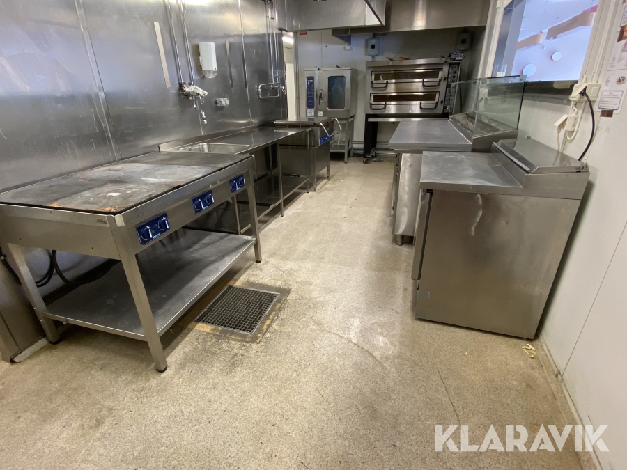 Restaurangkök, ugn, kylbänkar med mera Stort Parti