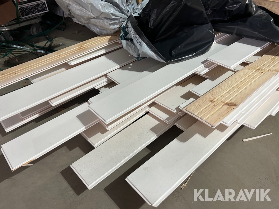 Panel inomhus Moelven Furu 13x120 / furu 13x145 / wood 13x1