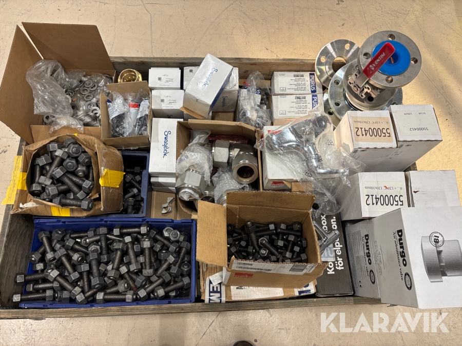 Pall med diverse bult och kopplingar Swagelok / Durgo / Purus