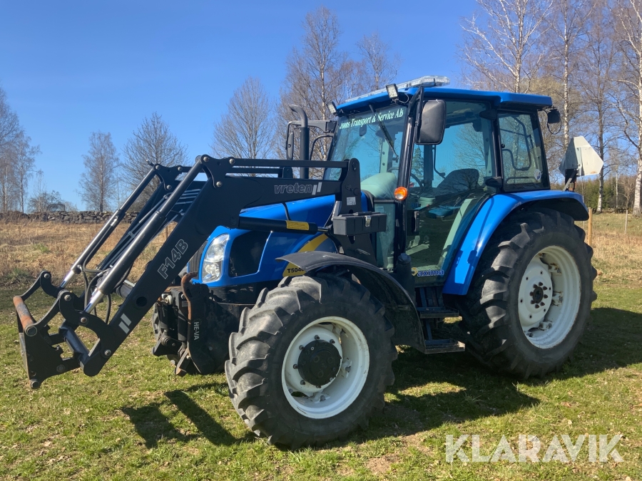 Traktor New Holland T5040 med lastare och frontlyft, 4WD