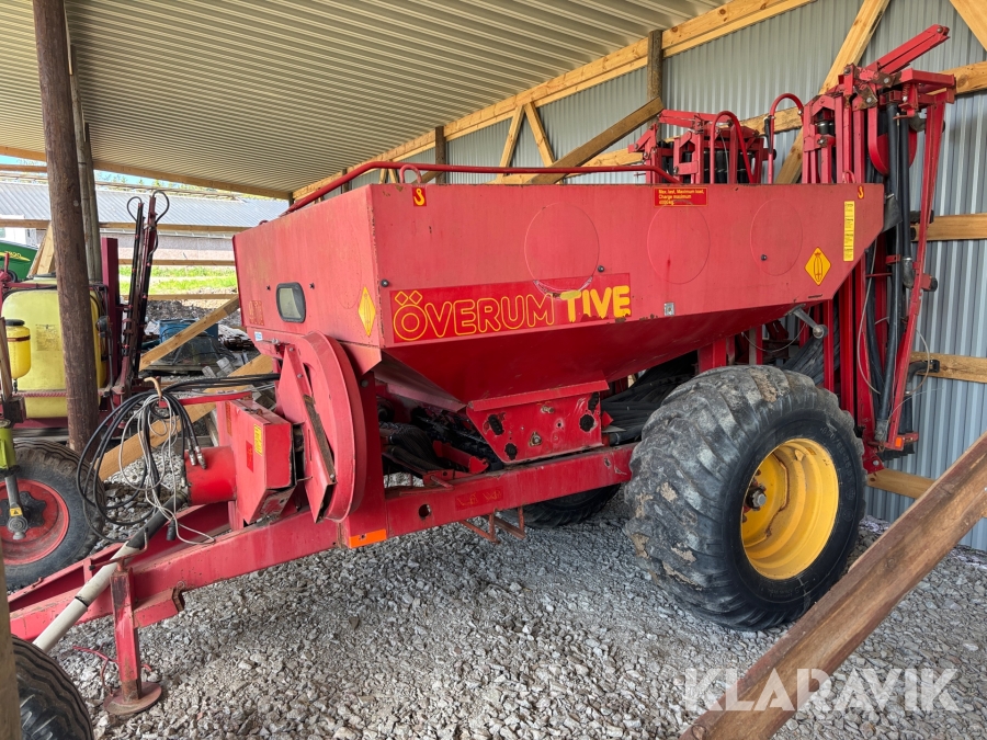 Gödningsspridare Överum Tive 4018