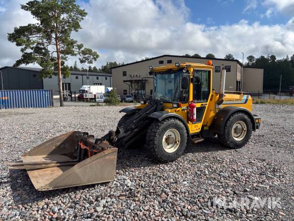 Hjullastare Lundberg 4200 LS.Teleskop med skopa, Vikplog, sandspridare & gafflar