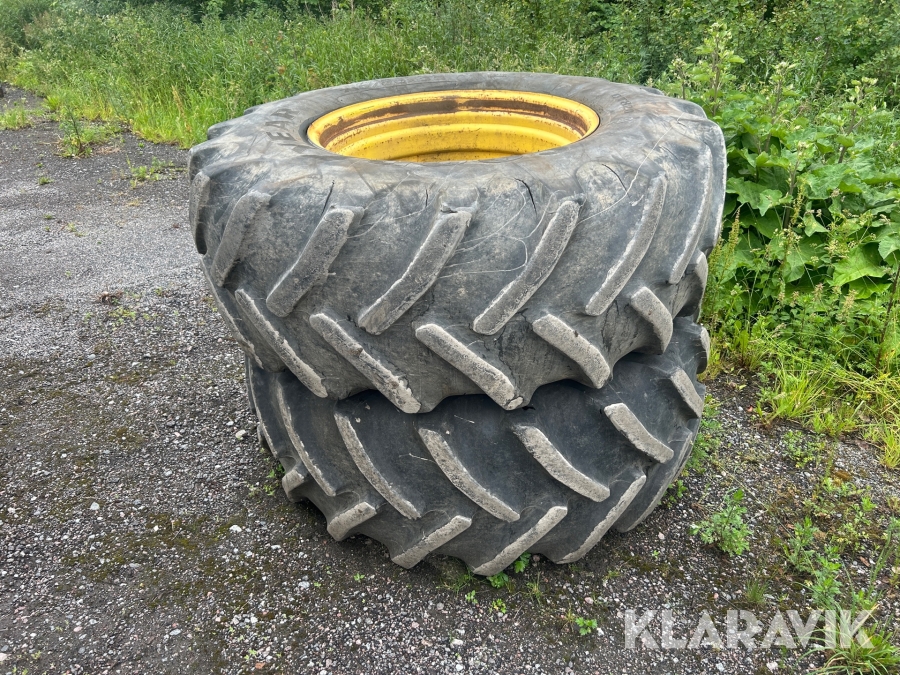 Däck och fälg John Deere 710/70R38