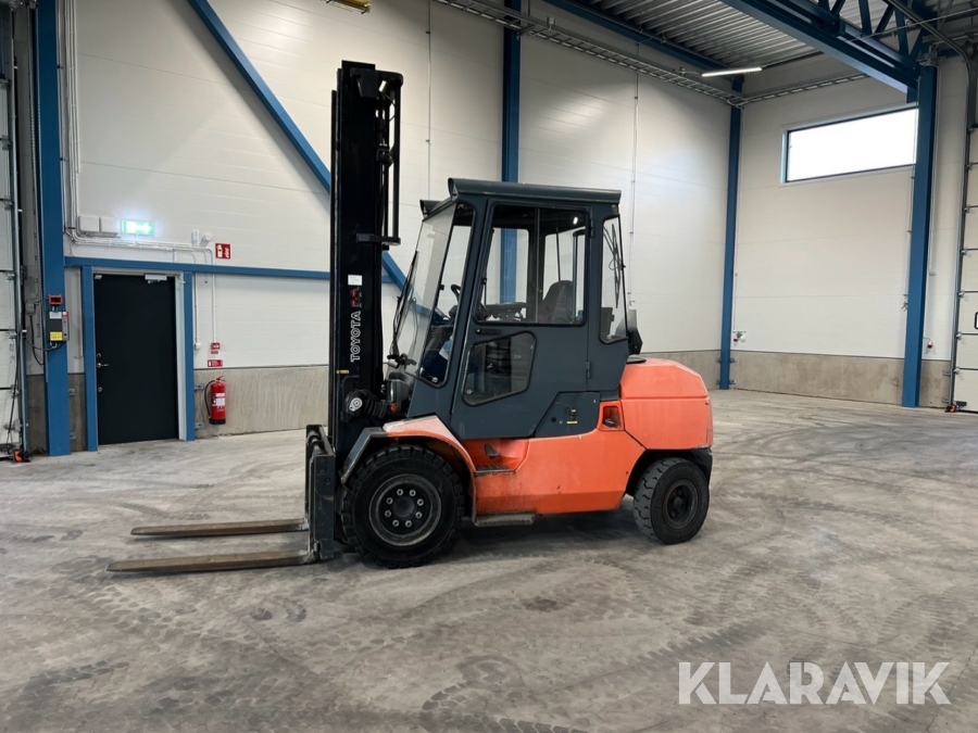 Motviktstruck Toyota 7FD4S