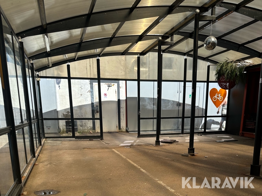 Inglasat uterum / förråd / väderskydd / Växthus Tellus DUO 80-7