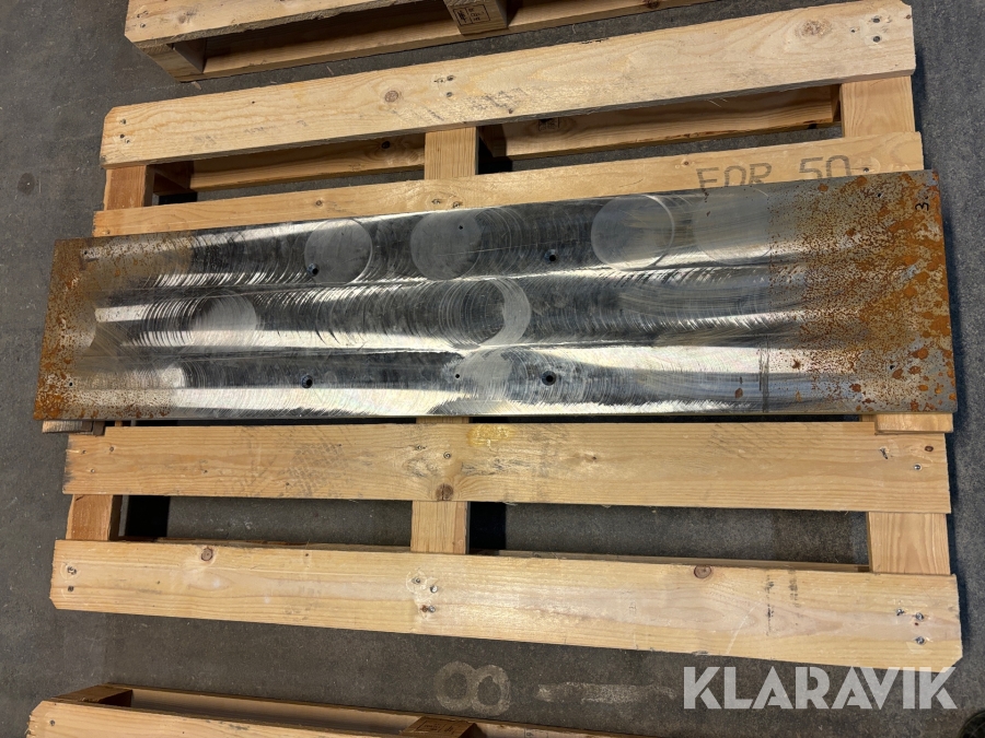 Konstruktionsstål Ca 120*27,5*2,1 cm 1 styck