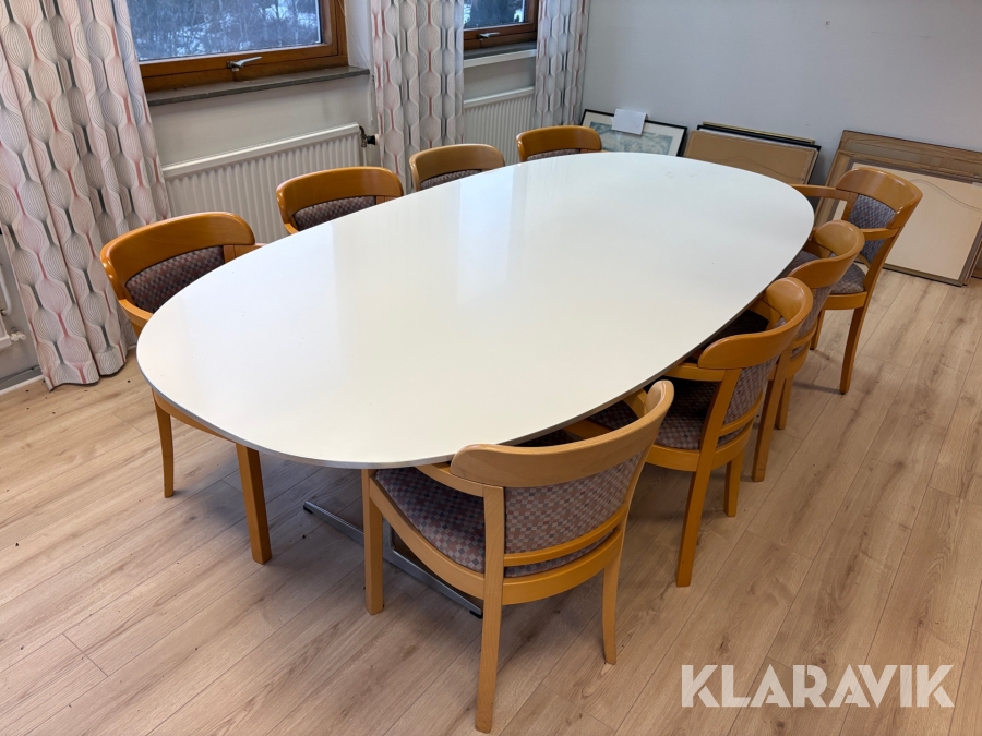 Konferensbord och 8 stolar