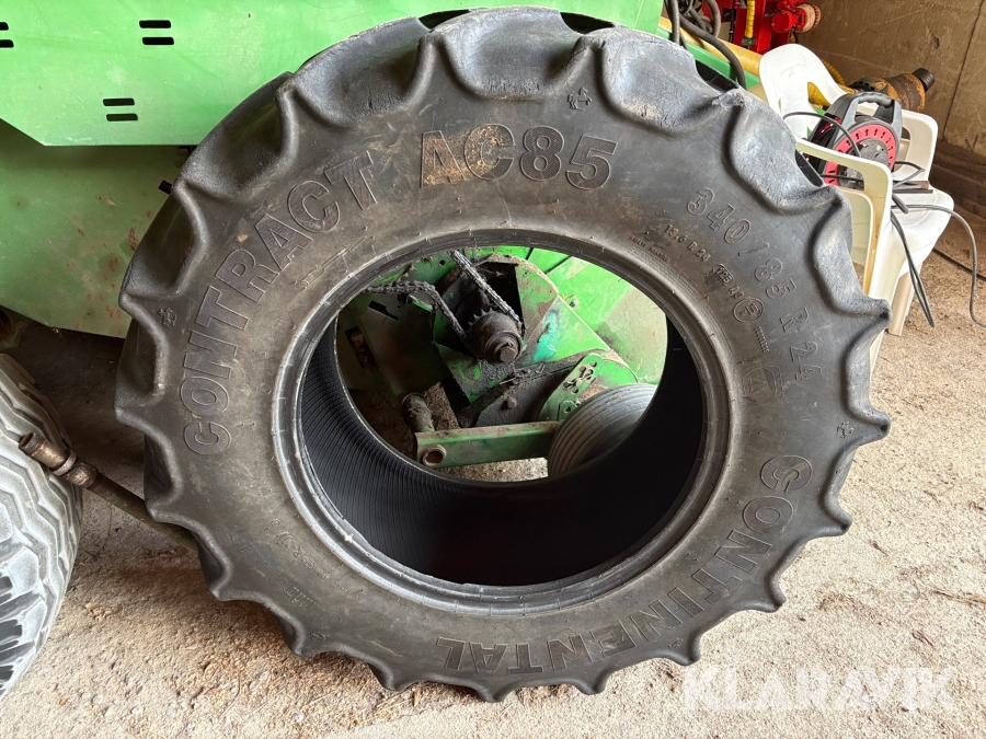 Traktordäck Continental Contract AC85