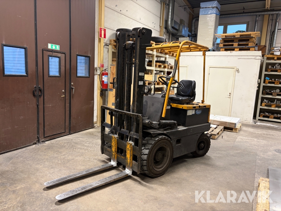 Truck Komatsu FB20-1