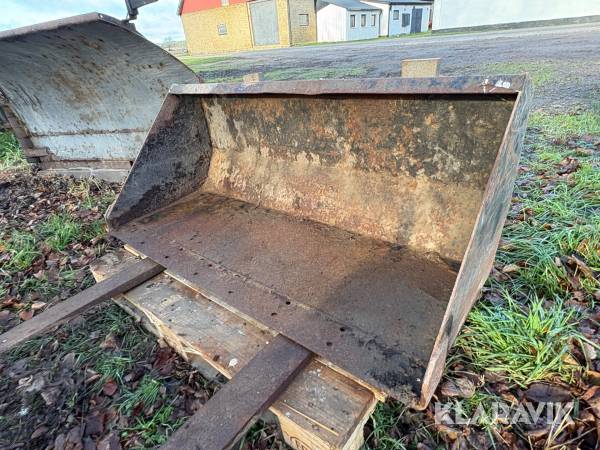 Standard skopa Multione