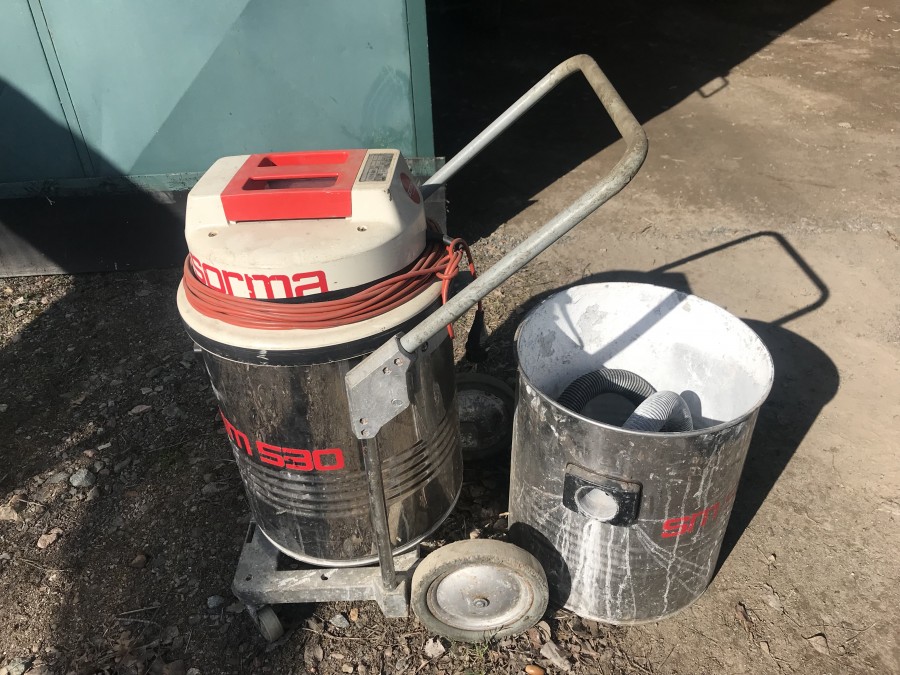Dammsugare / uppsugare Sorma SM530