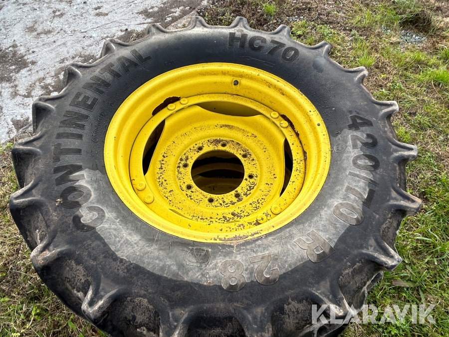 Lantbruksdäck Continental 420/70R28, Enköping, Klaravik aukt