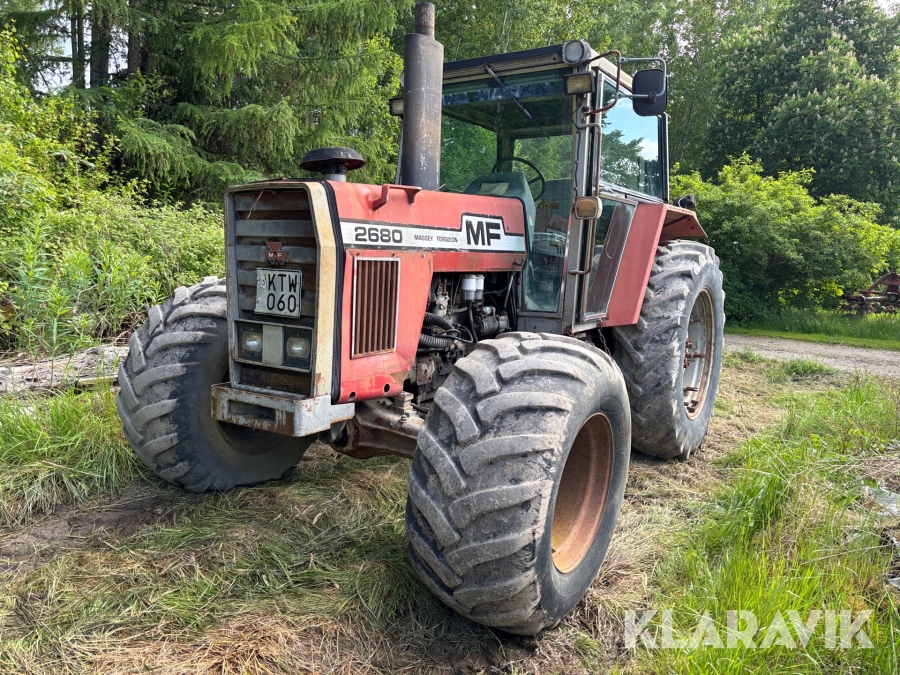 Traktor Massey Ferguson 2680