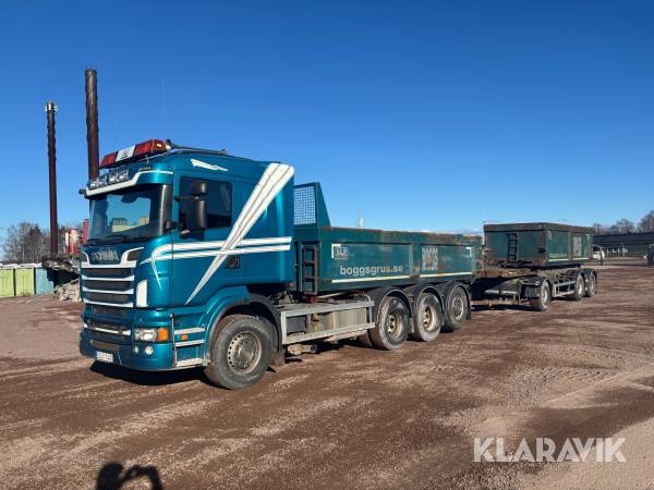 Lastbil Scania R560LB8X4*4HNB med släp