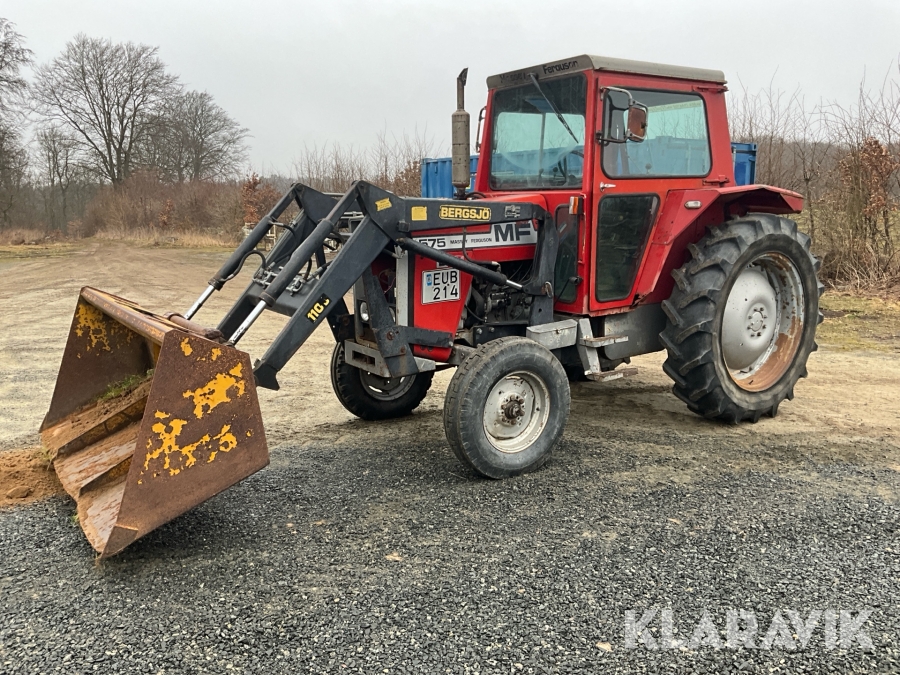 Traktor Massey Ferguson 575 med lastare