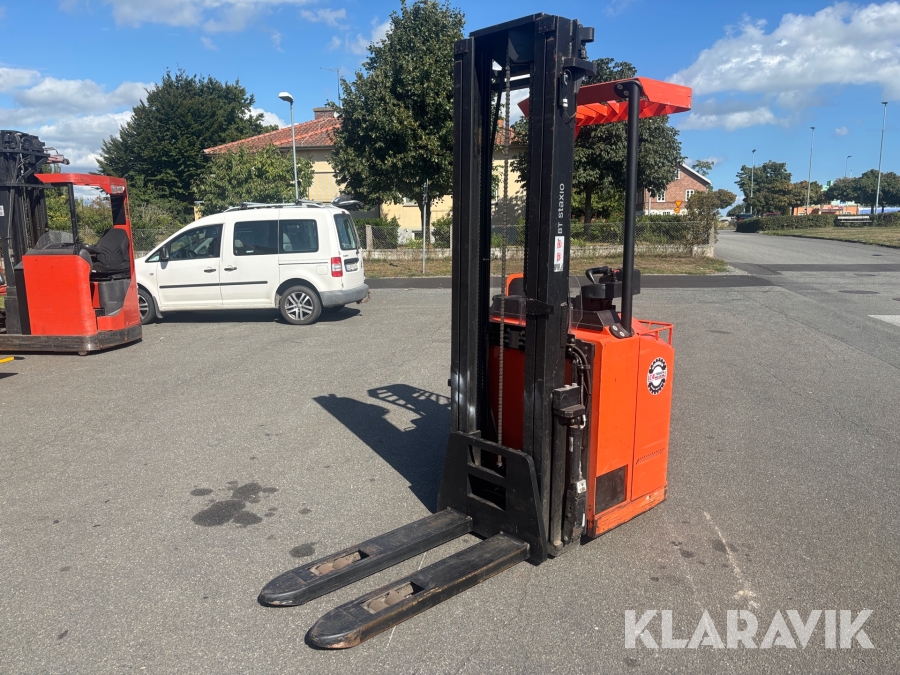 Ståstaplare BT SSE160