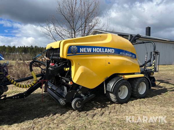 Balpress New Holland 135 Ultra